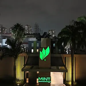 ラブホテル Mint